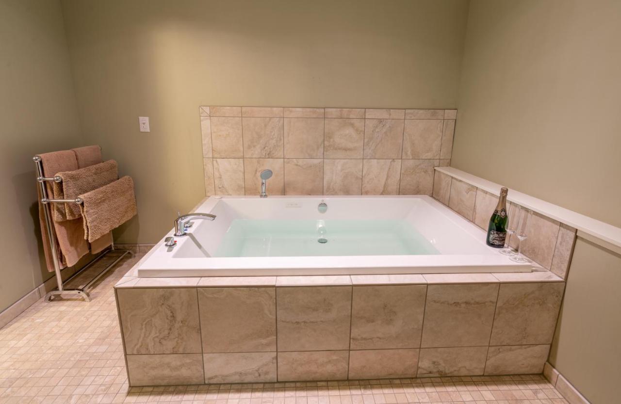 הולנד Pigeon Creek Inn - Adults Only מראה חיצוני תמונה